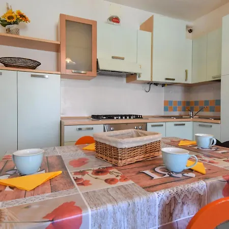 Solmare-40 By Interhome * Rosapineta