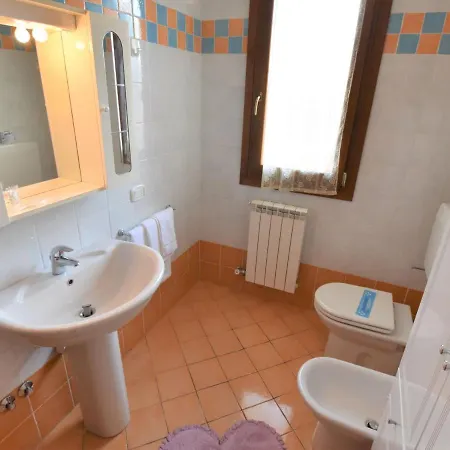 Solmare-40 By Interhome * Rosapineta